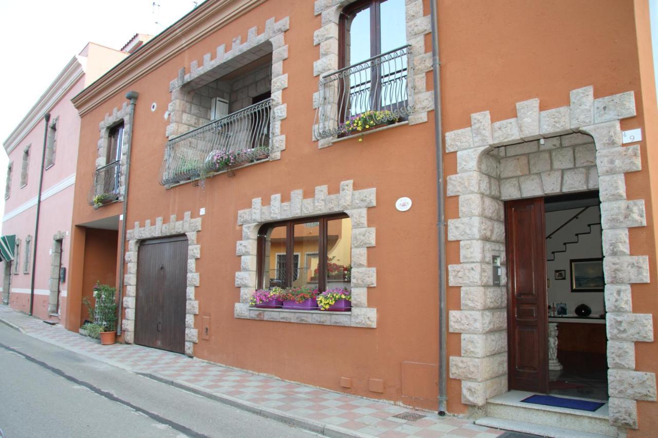 Locazioni Brevi La Rosaviola Guest Rooms Теулада Экстерьер фото